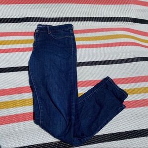 Levi’s Slight Curve Modern Rise Skinny Levis Jeans